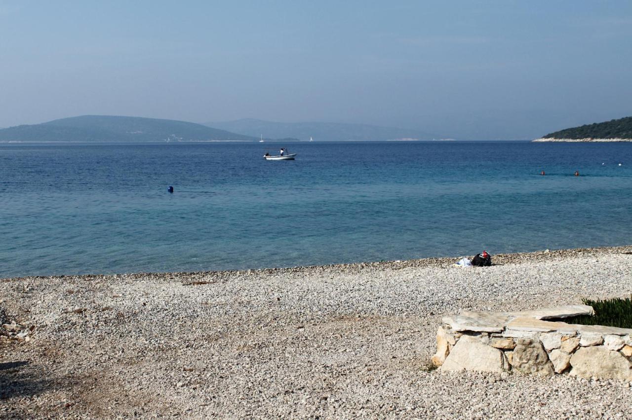 Apartments By The Sea Maslinica, Solta - 14748 外观 照片